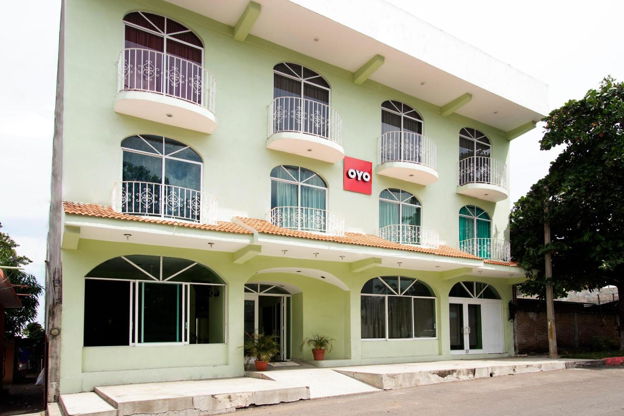 Oyo Hotel Estacion,Jose Cardel,Parque Central Revolucion Exterior foto